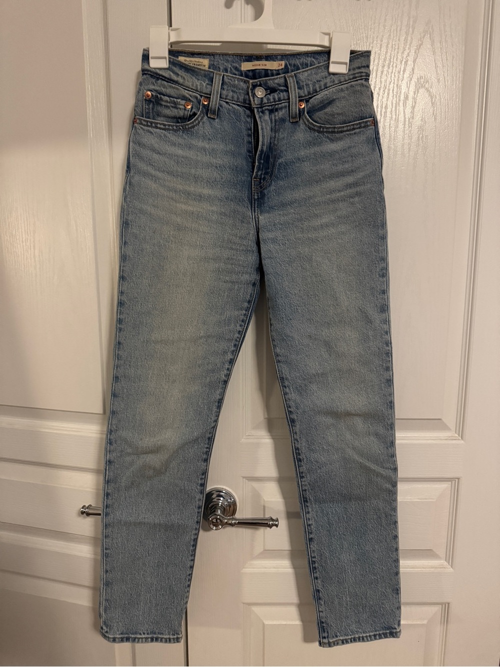 Levi’s wedgie slim jeans